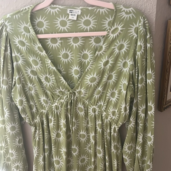 Billabong - Picture 3 of 6